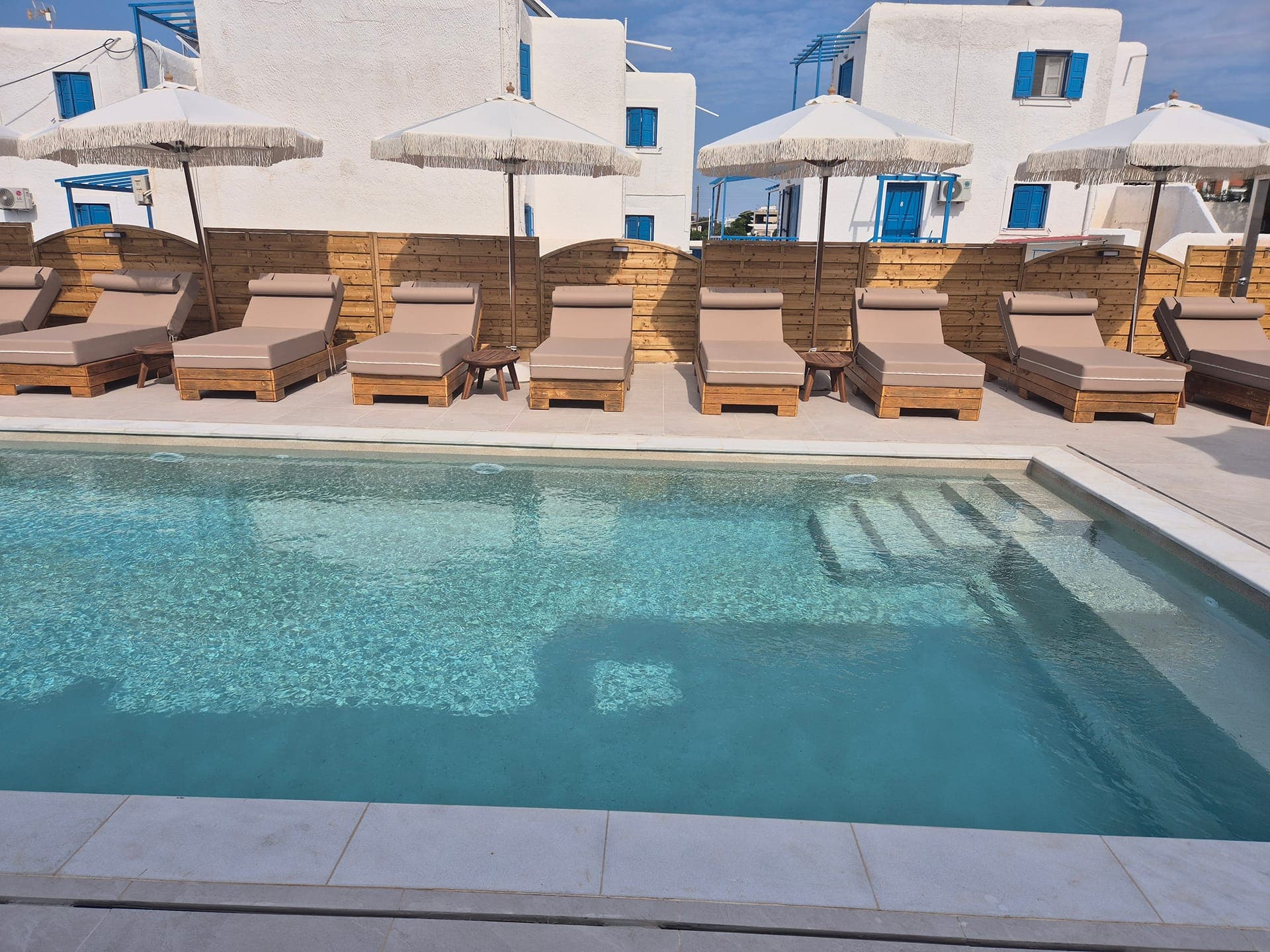 Laza Beach Inn Agistri