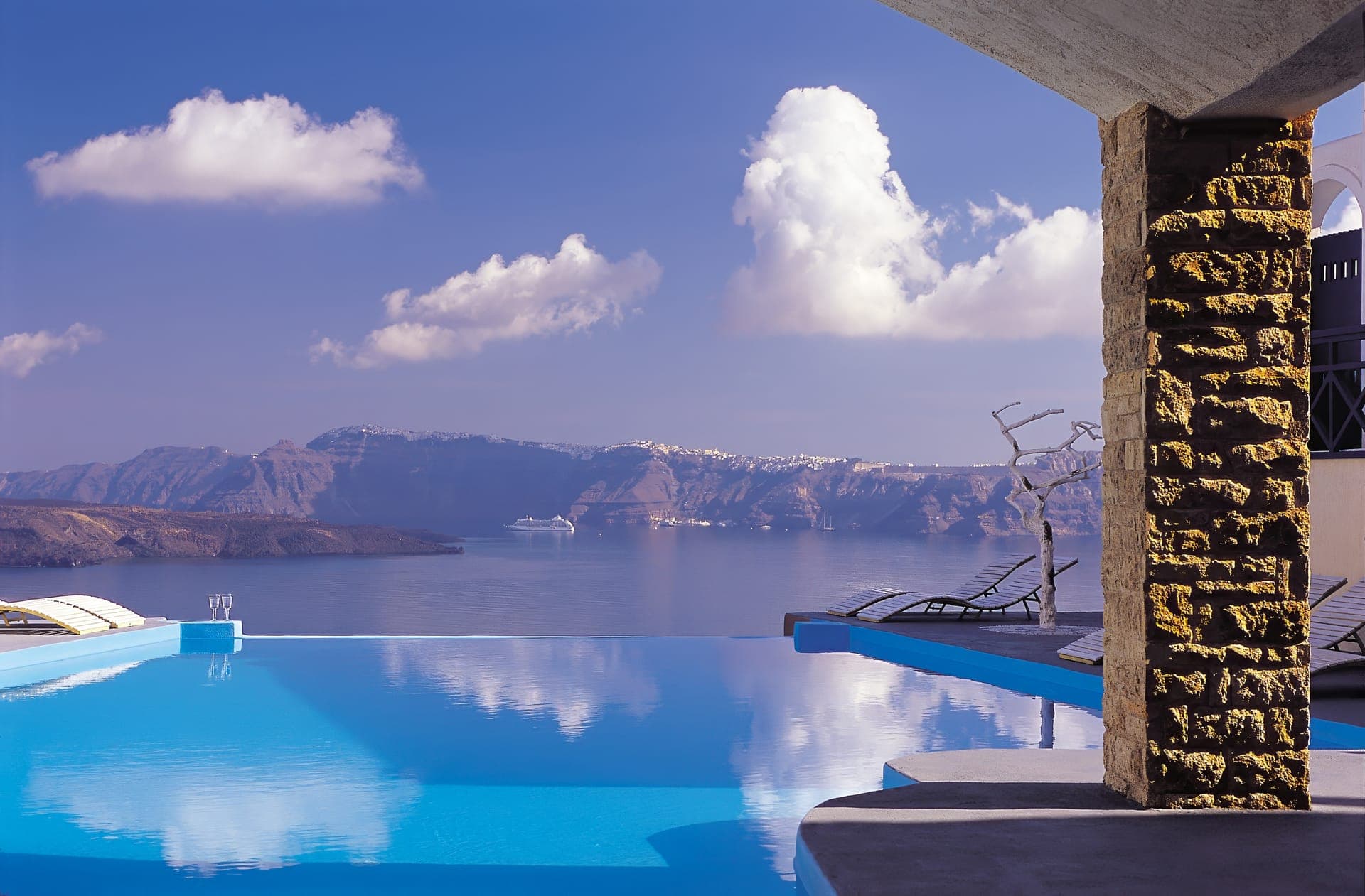 Astarte Suites Luxury Hotel | Main Hotel Infinity Pool | Santorini island