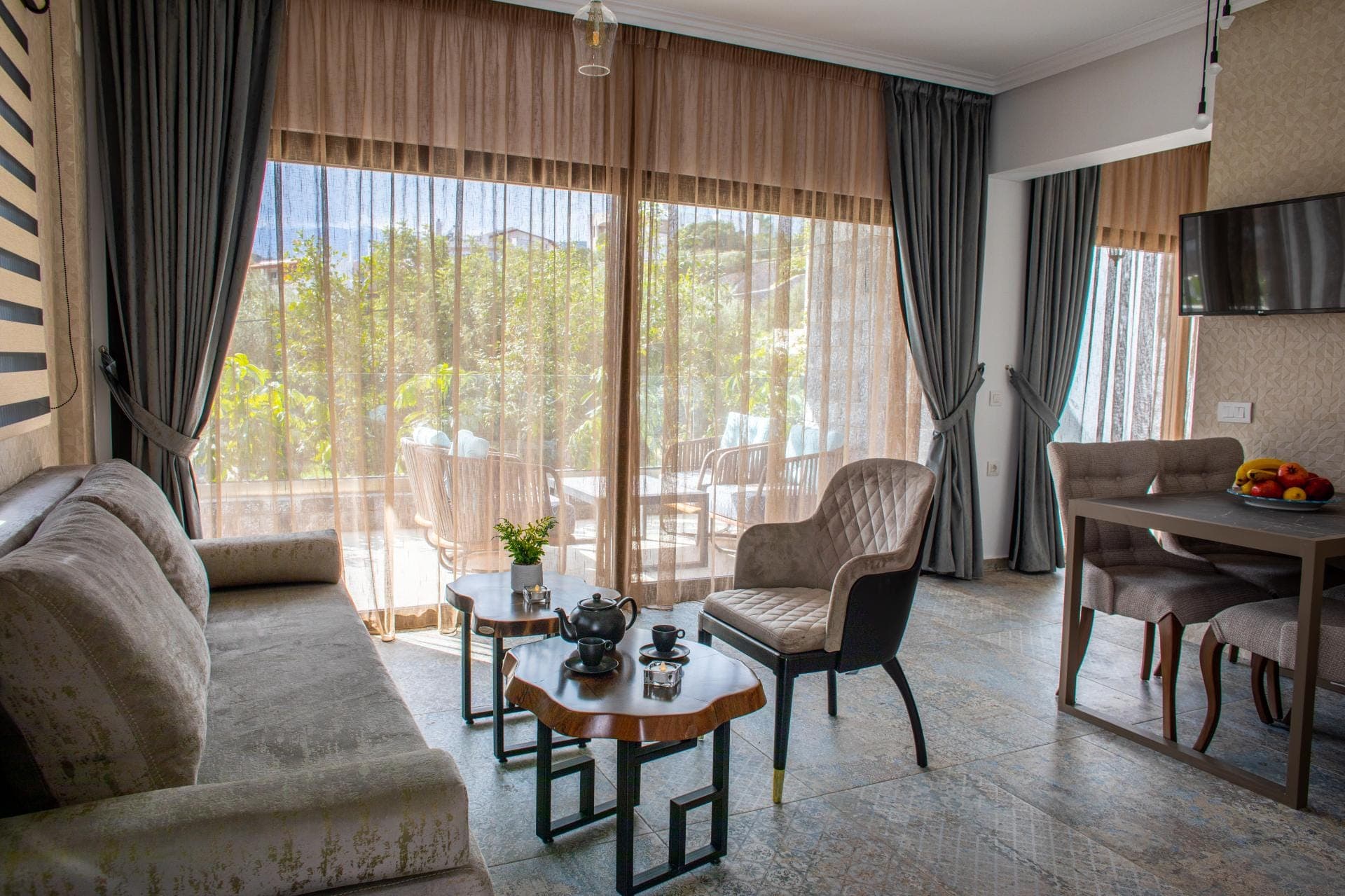 Beach Walk Luxury Suites