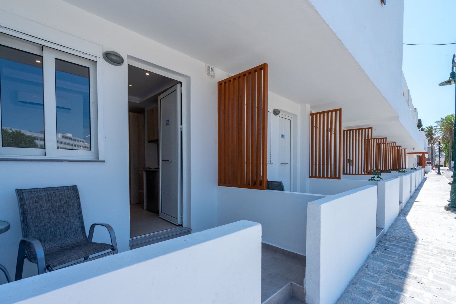 Bivalvia Beach Plus Rhodes