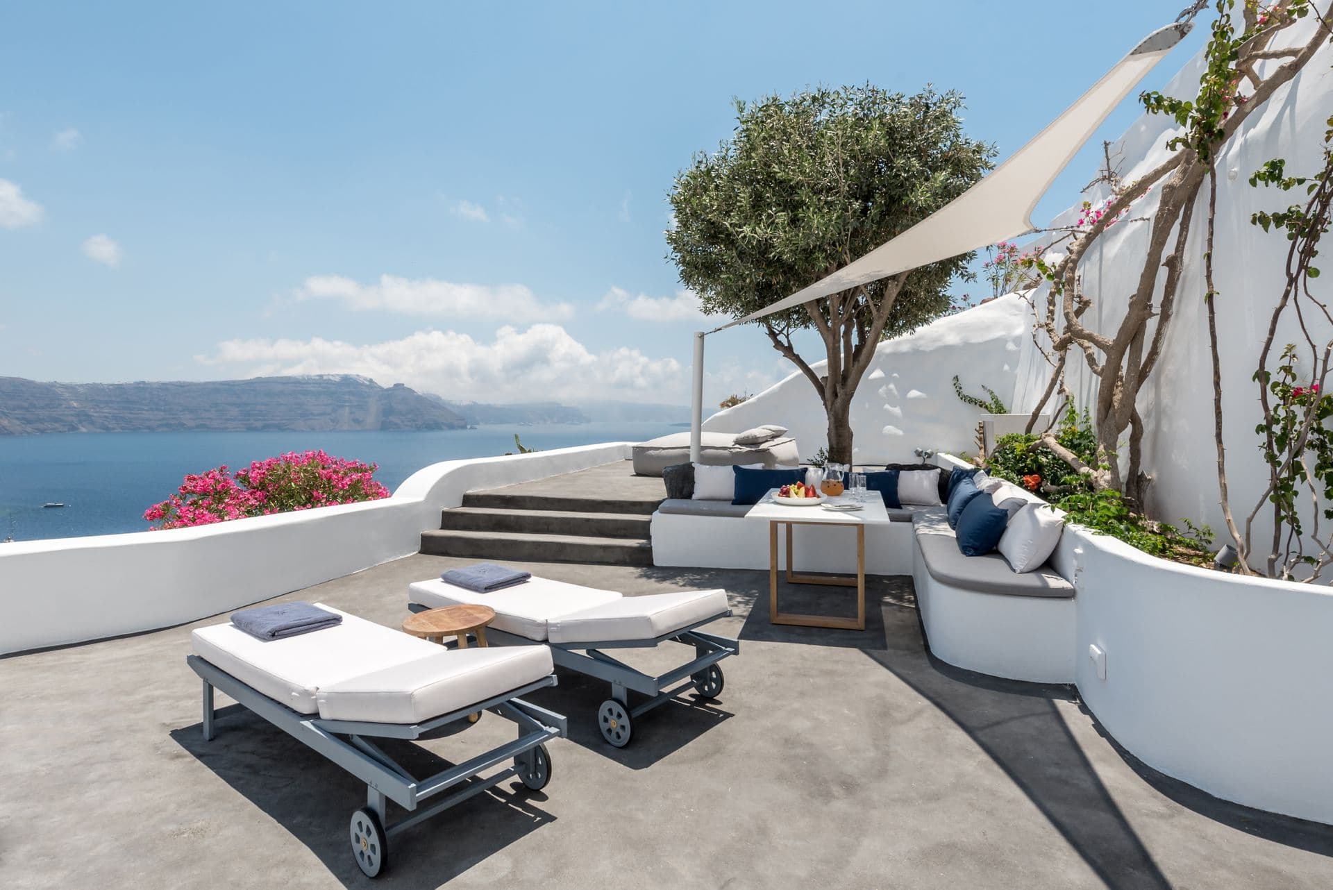 Chelidonia Luxury Suites