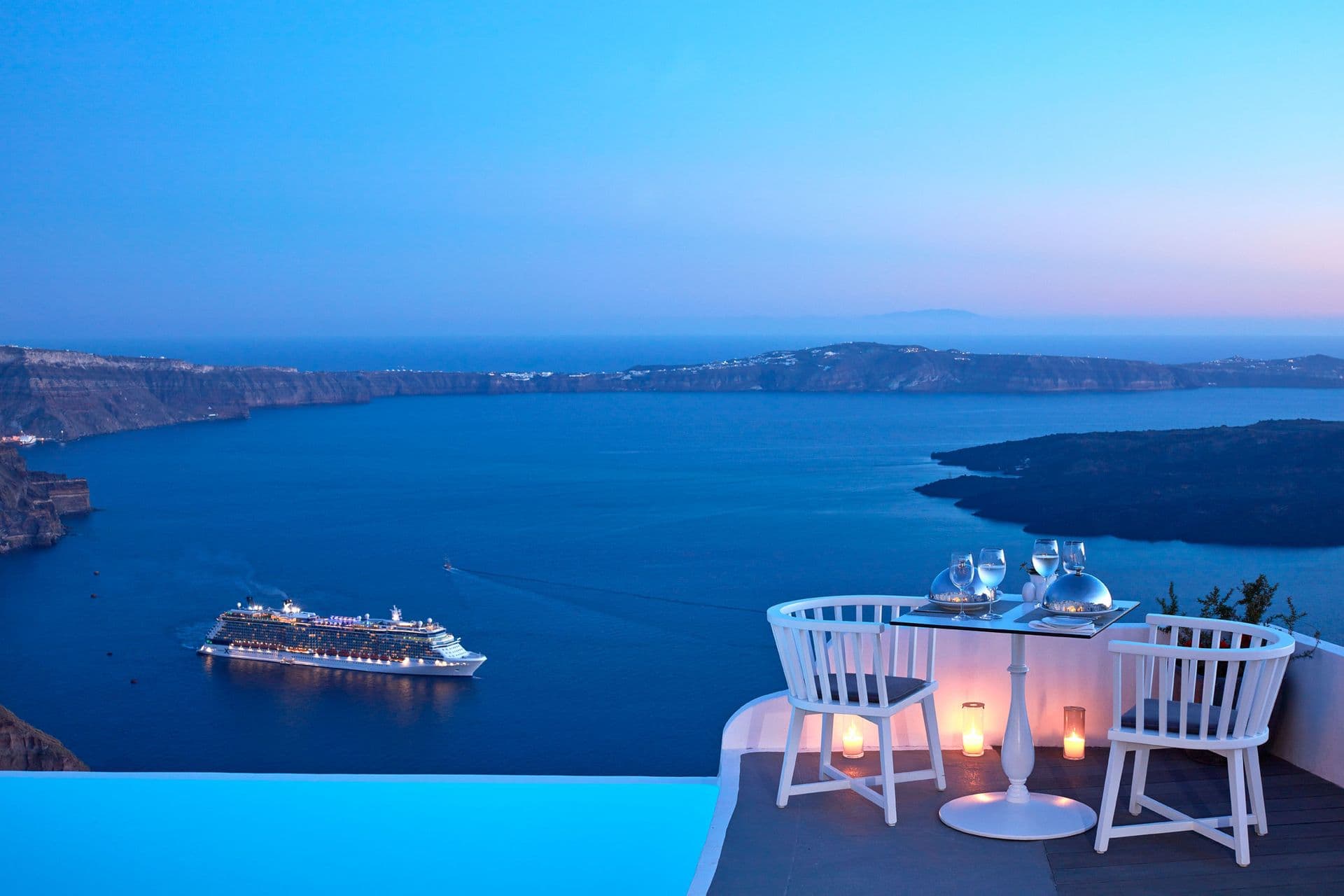 Katikies Chromata Santorini - The Leading Hotels of the World