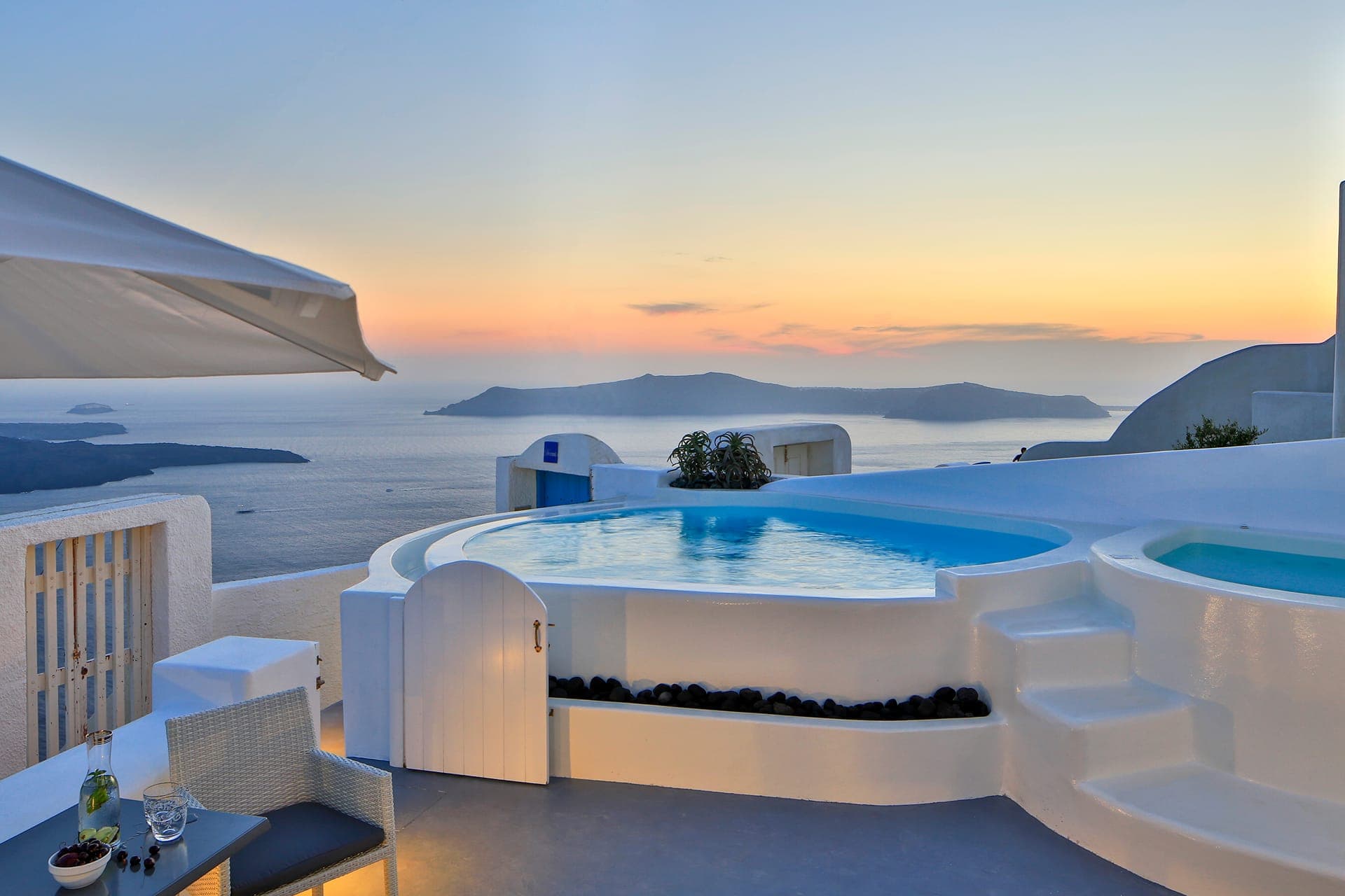 Cloud 9 Santorini
