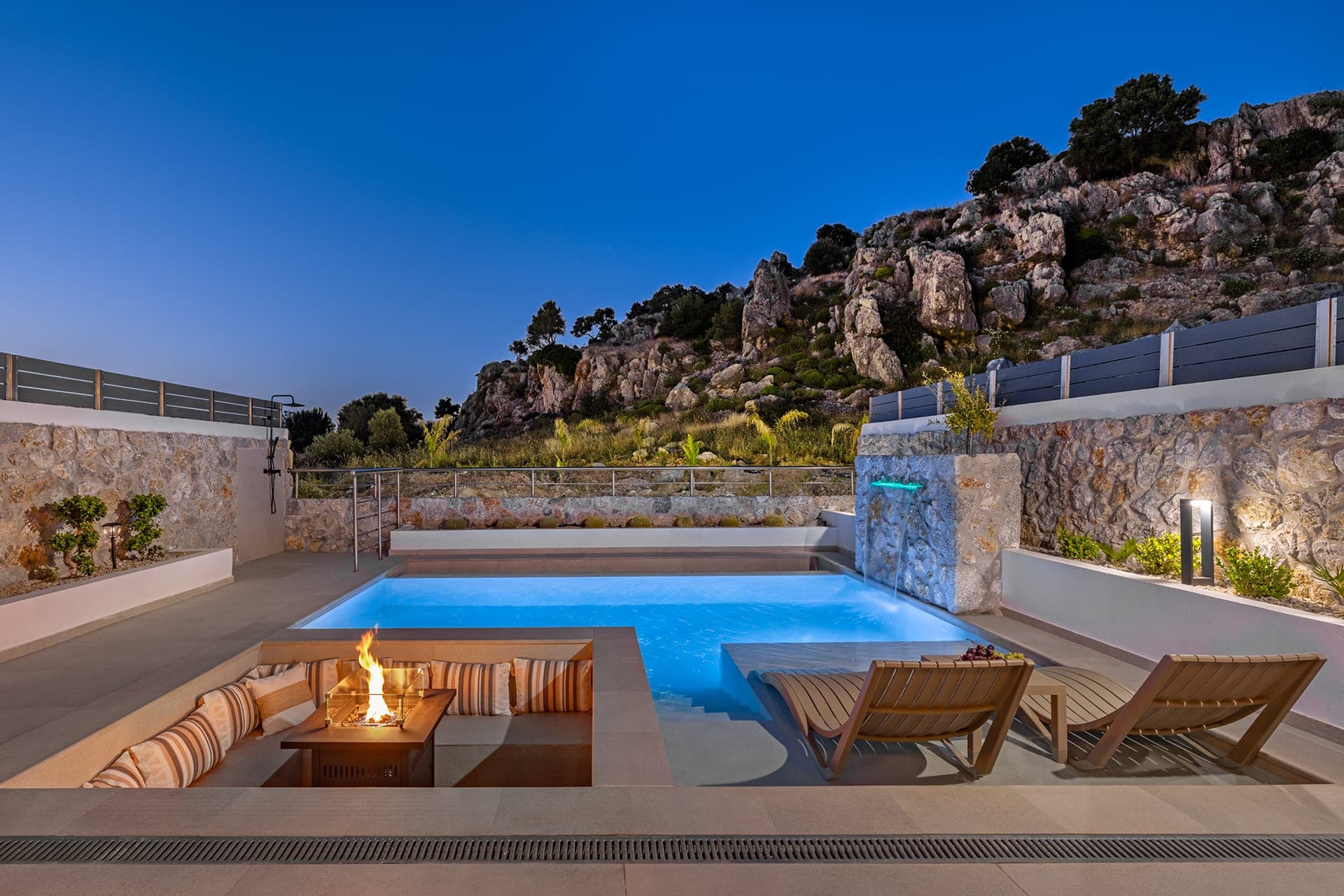 Delta Exclusive Pool Suites