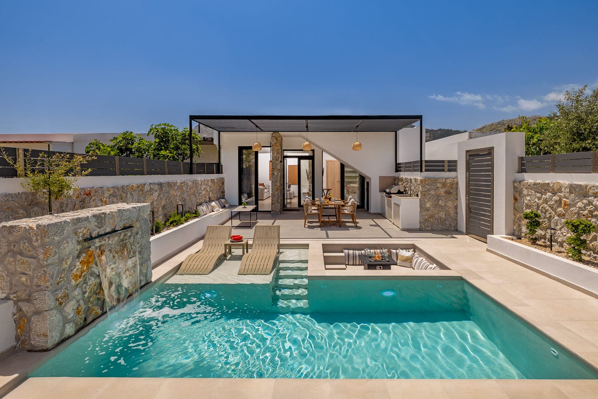 Delta Exclusive Pool Suites