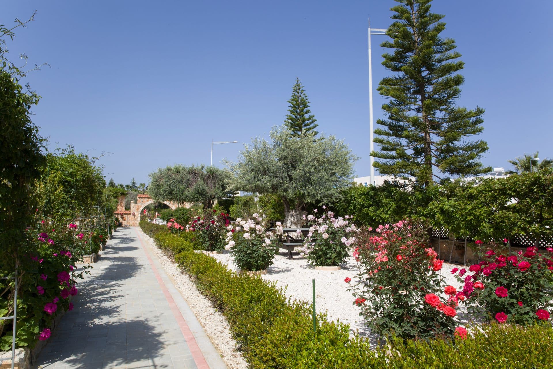 Eliofos Elegant Maisonettes