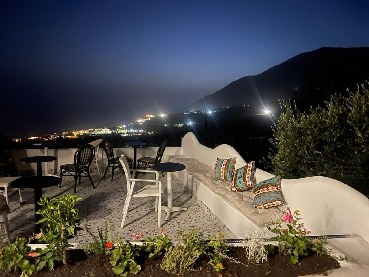 Gogo's Boutique Hotel