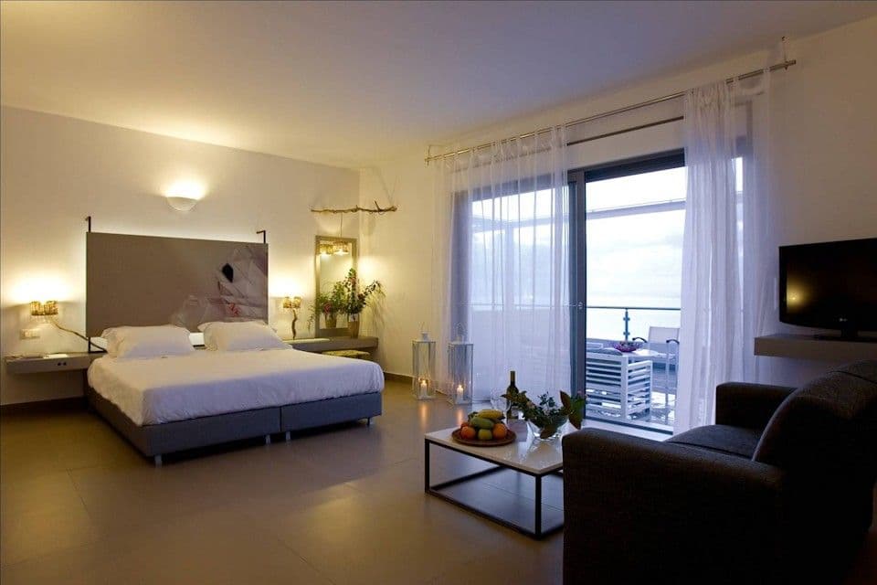 Mare Dei Suites Hotel