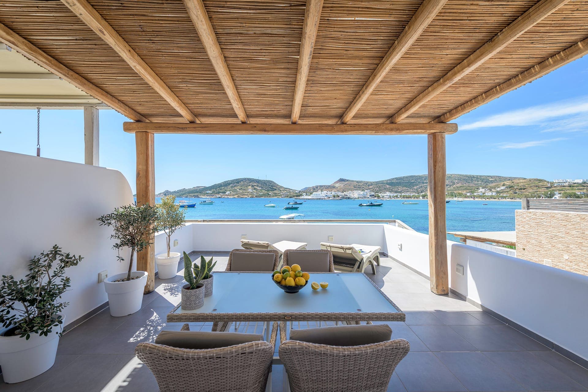 Michalakis Seaside Suites Milos