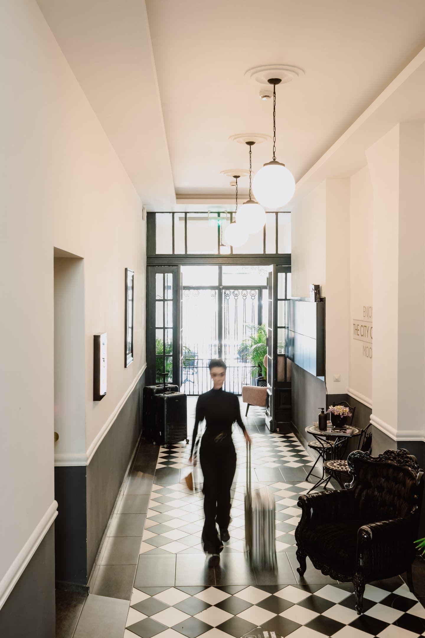 LOBBY / ENTRANCE