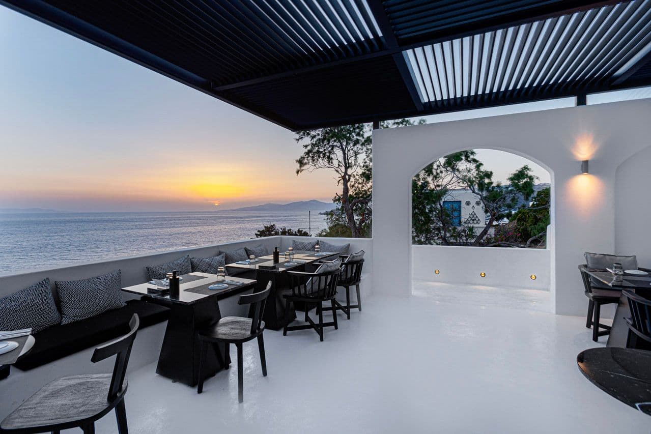 Tagoo Black Mykonos