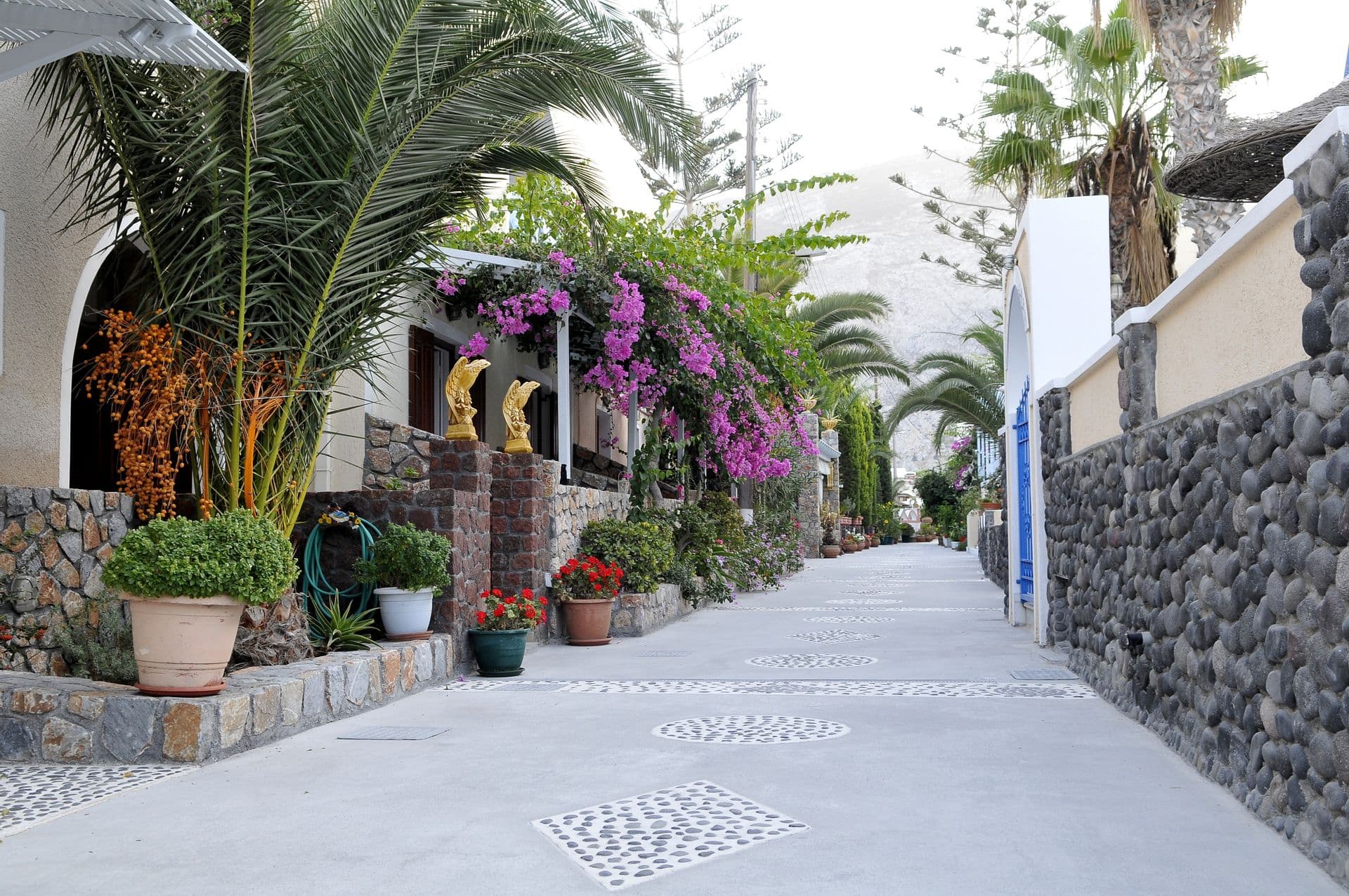 Polydefkis Hotel Santorini