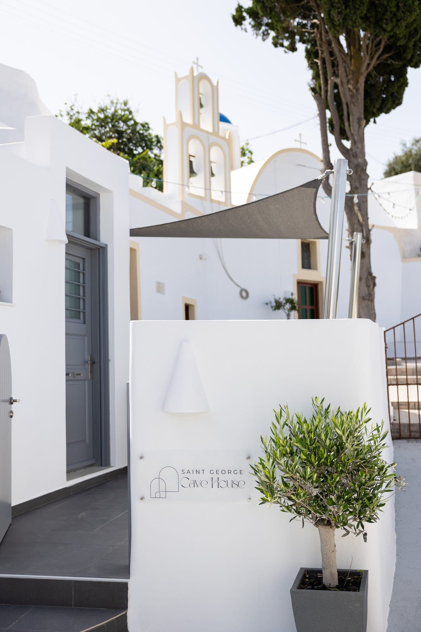Saint George Cave House Santorini