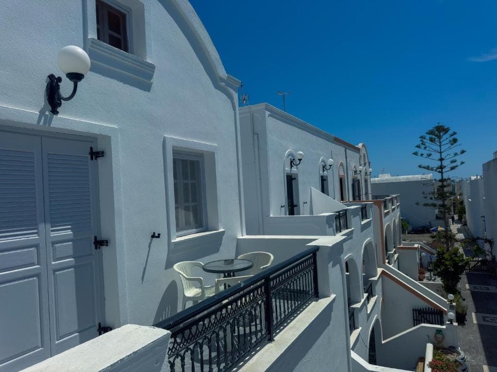 Tritonas Rooms