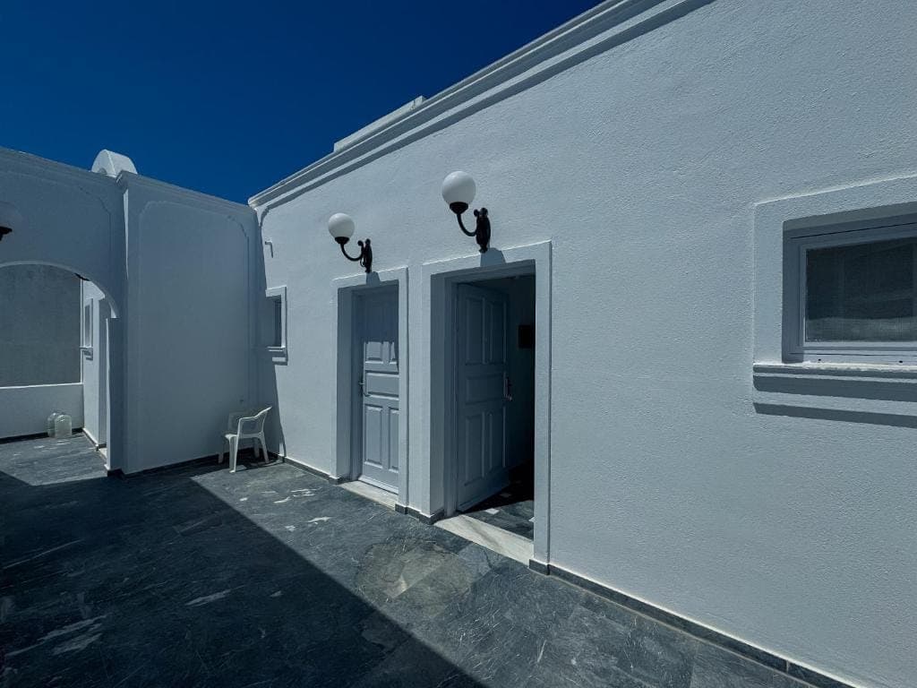 Tritonas Rooms