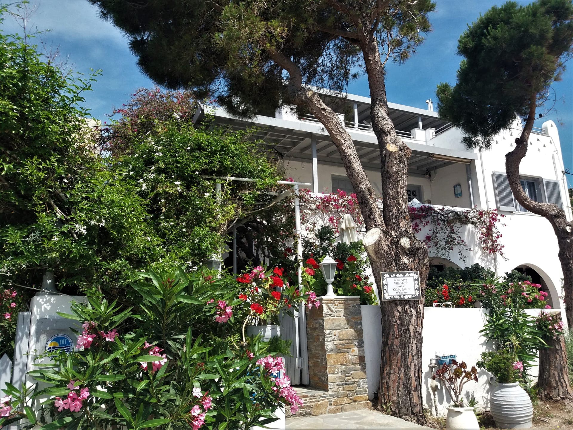Villa Arni