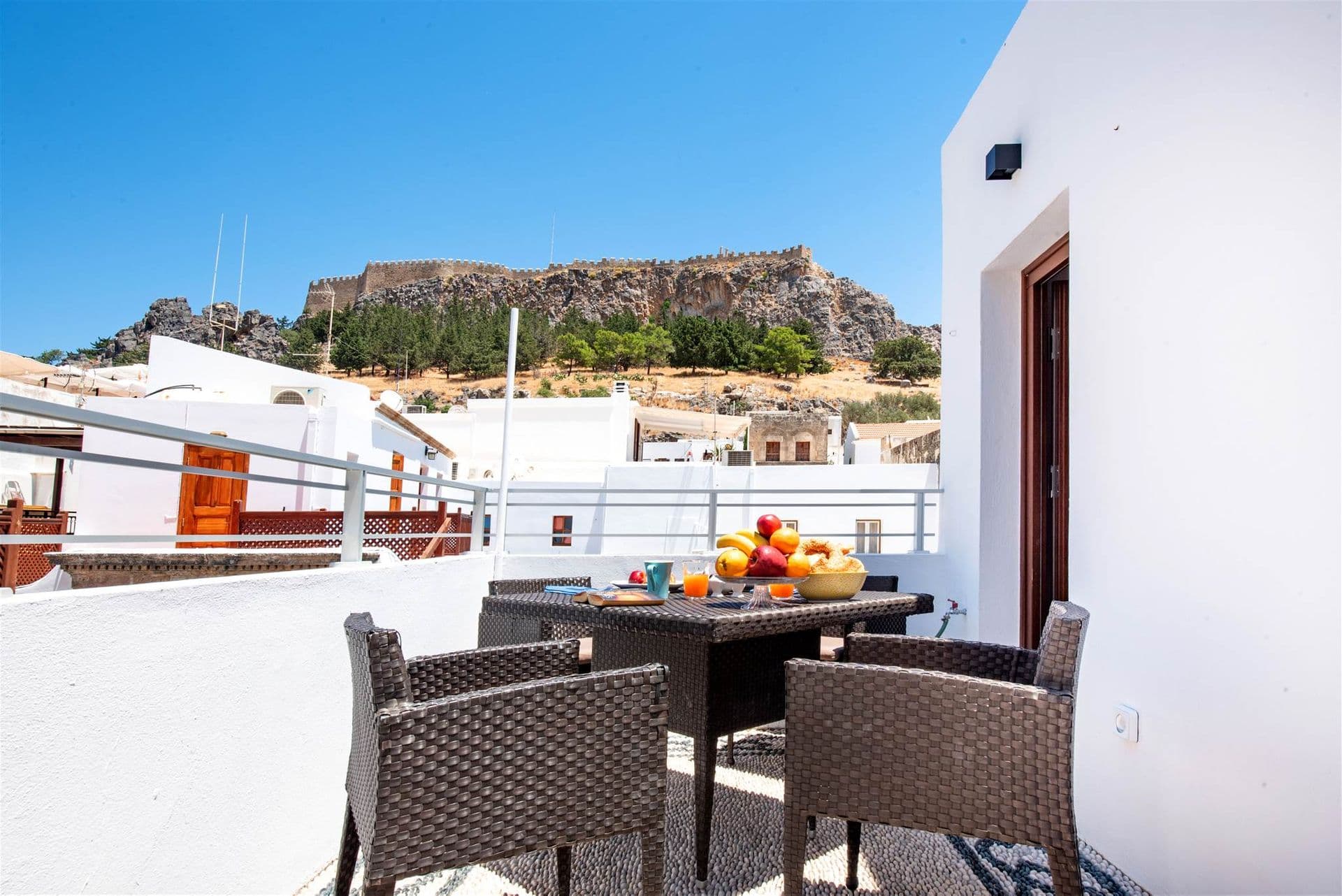 InLindos Villa