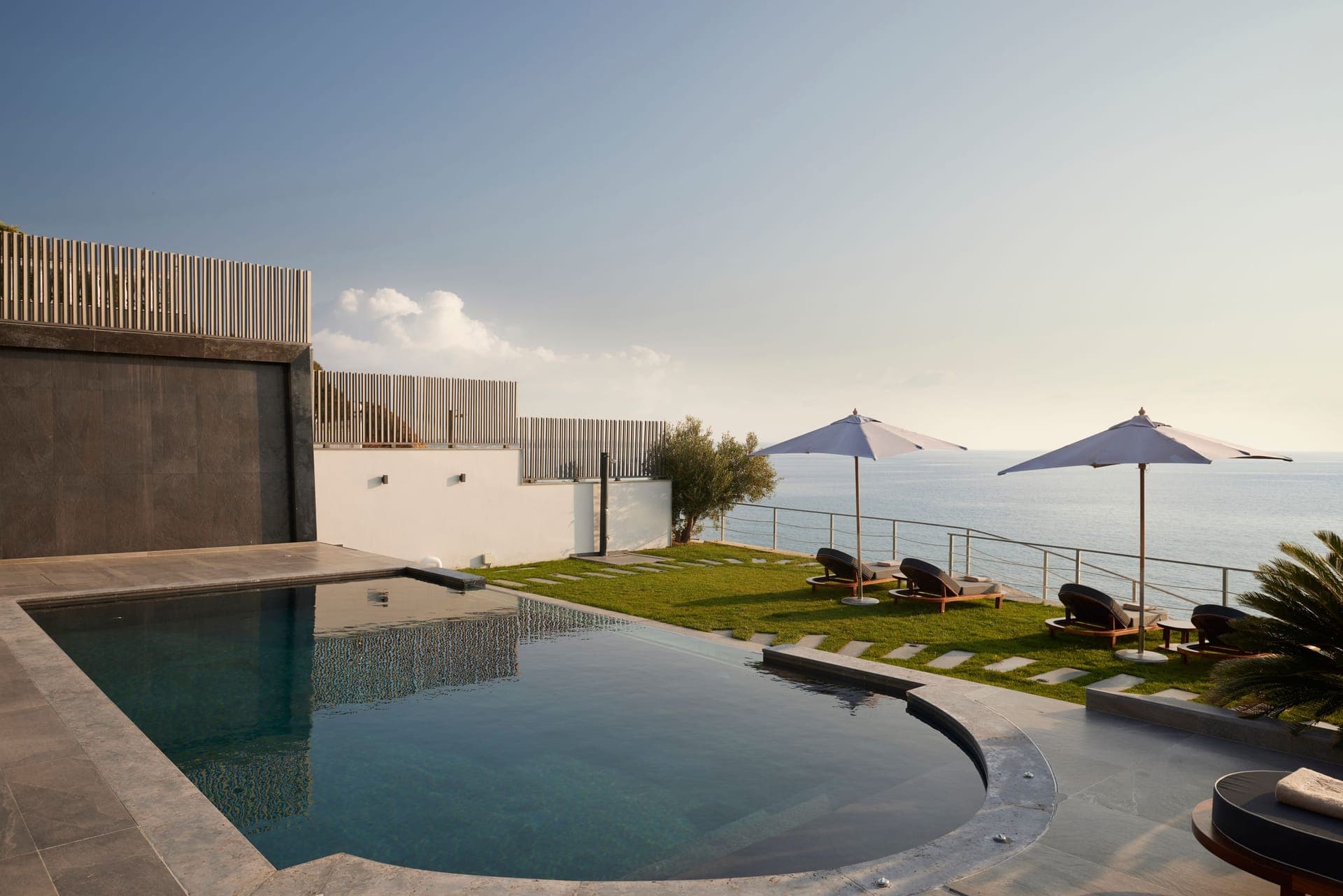 Villa OMNIA - Luxury Bound on Earth