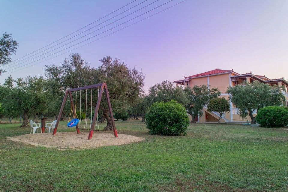 Dimaras Apartments