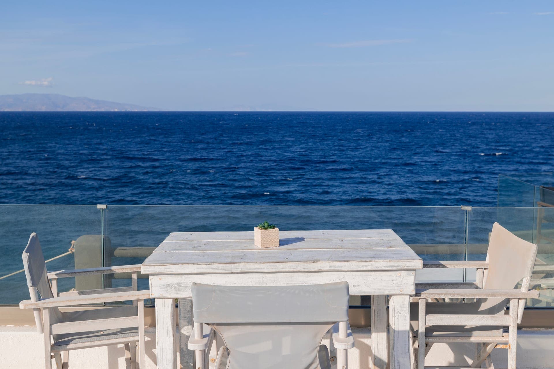 Vrachia Studios Santorini
