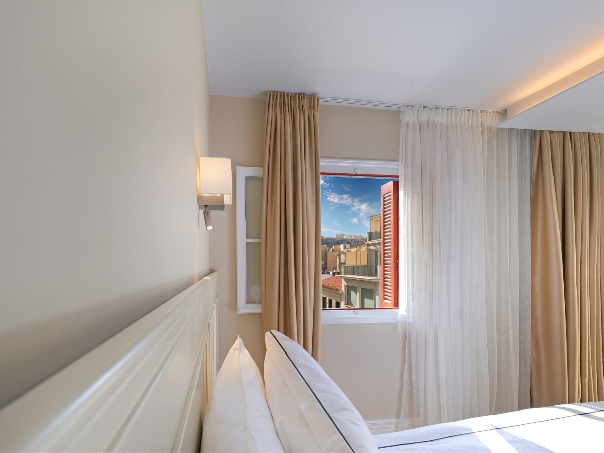 Vrachos Athens Suites