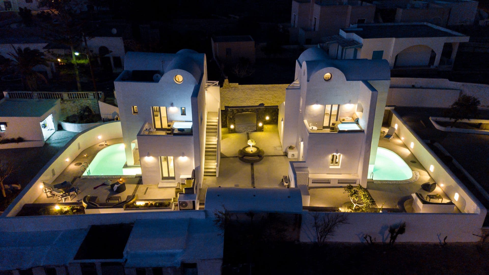 White Harmony Suites Santorini