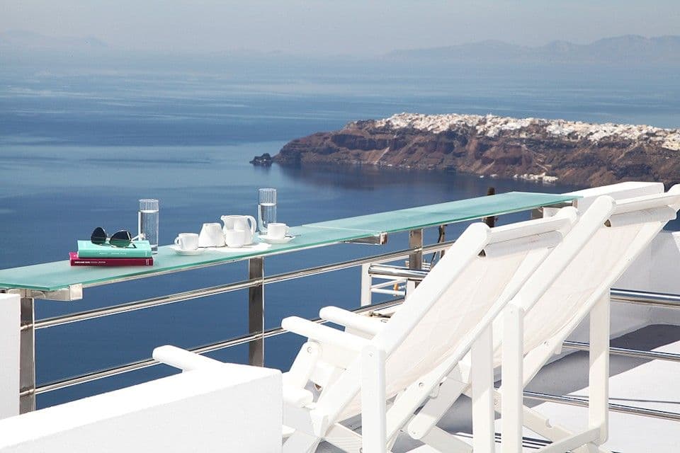 Whitedeck Santorini