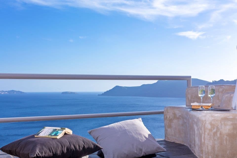 White Pearl Villas Oia