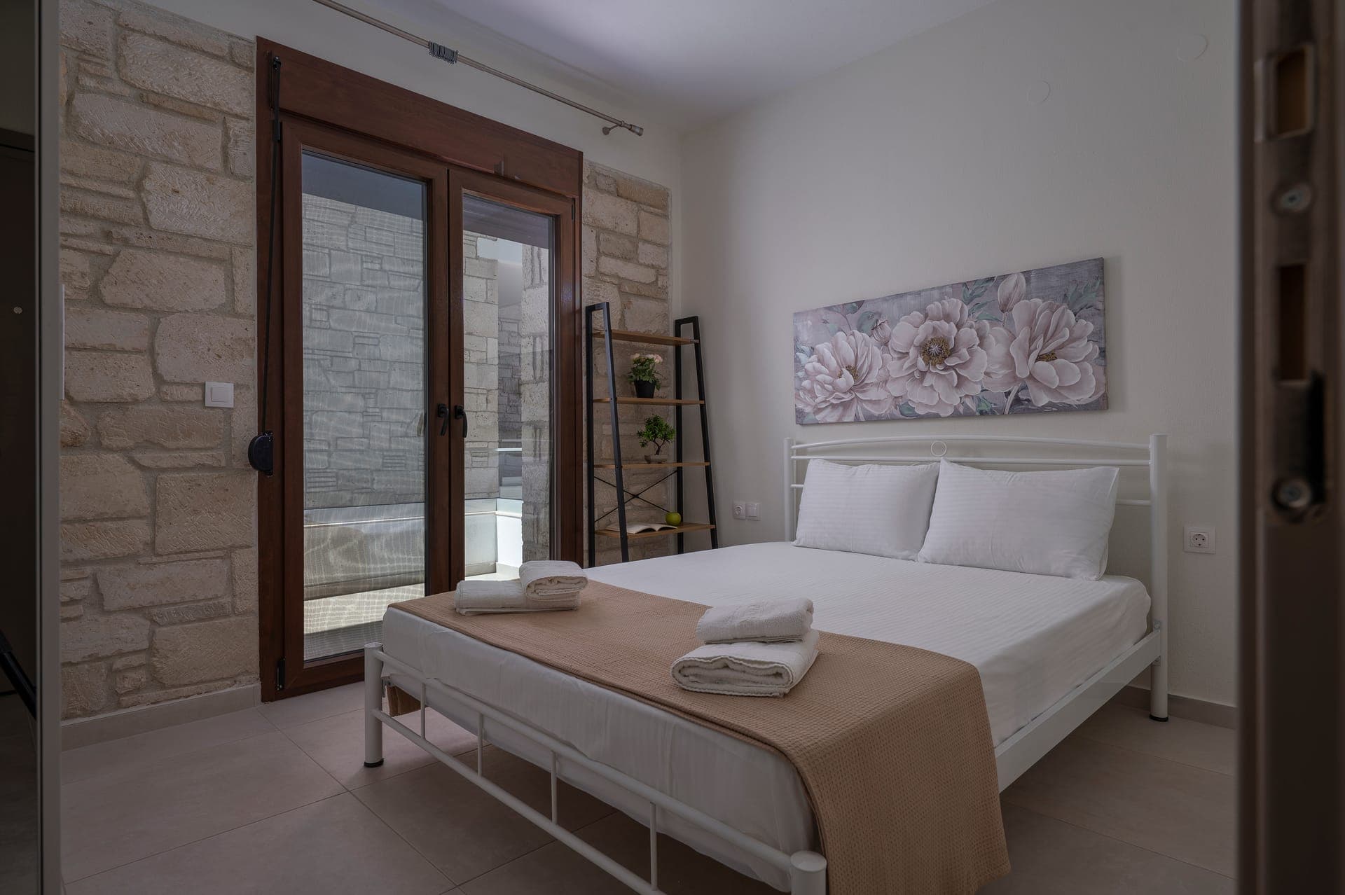 White Pearl Suites