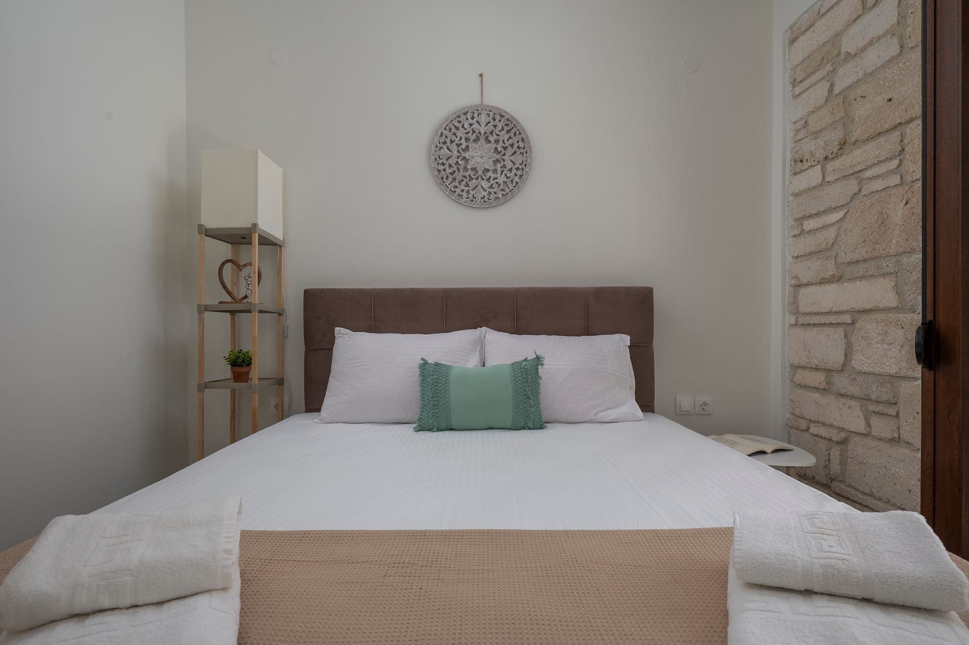 White Pearl Suites