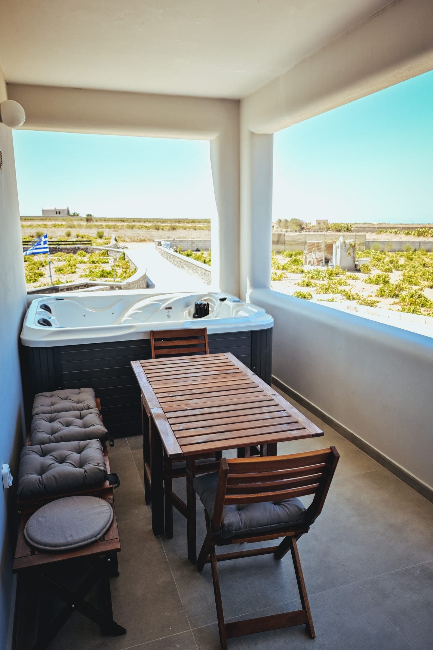 Two Bedrooms Apartment with Sea View