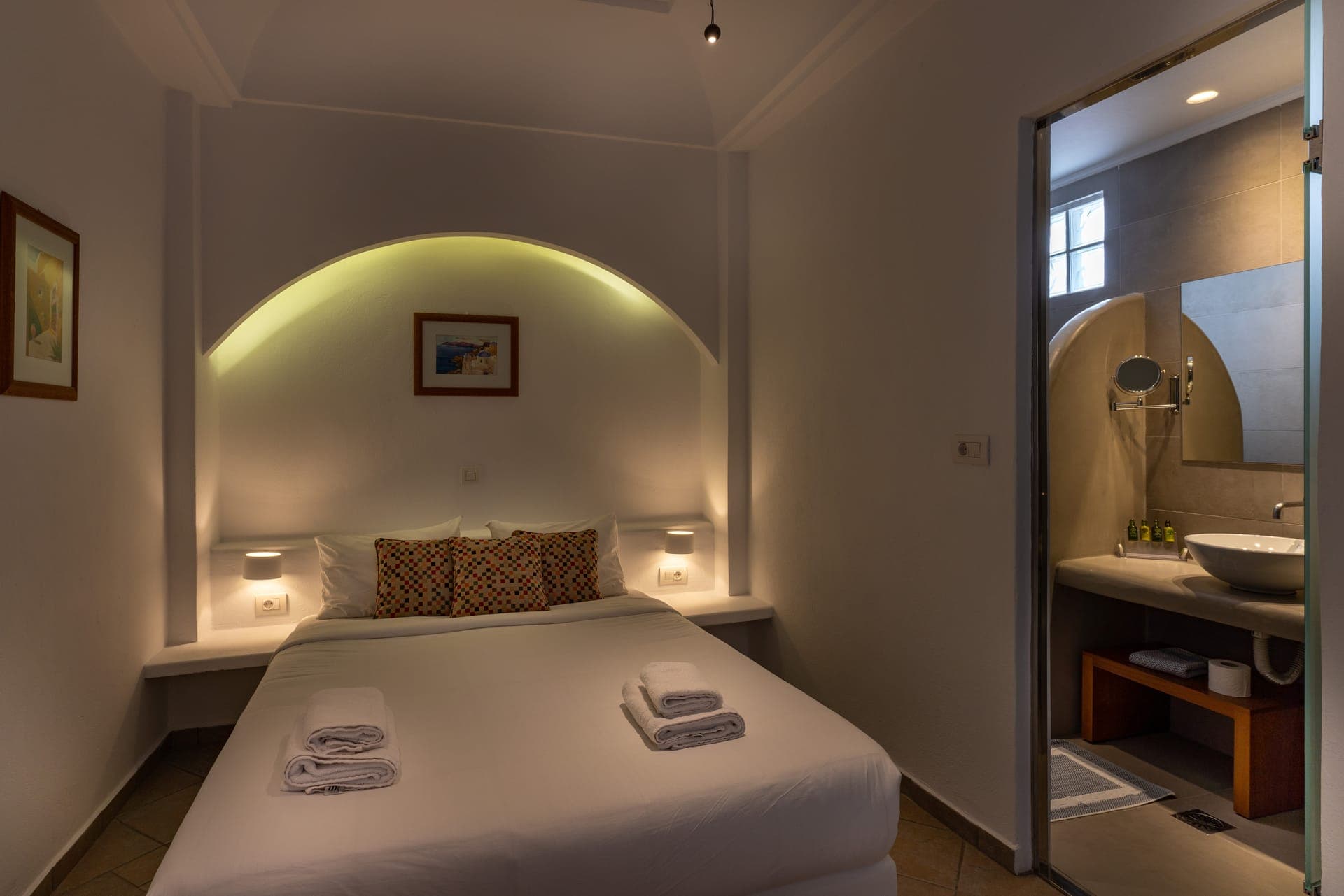 Double Room without Balcony | Economy