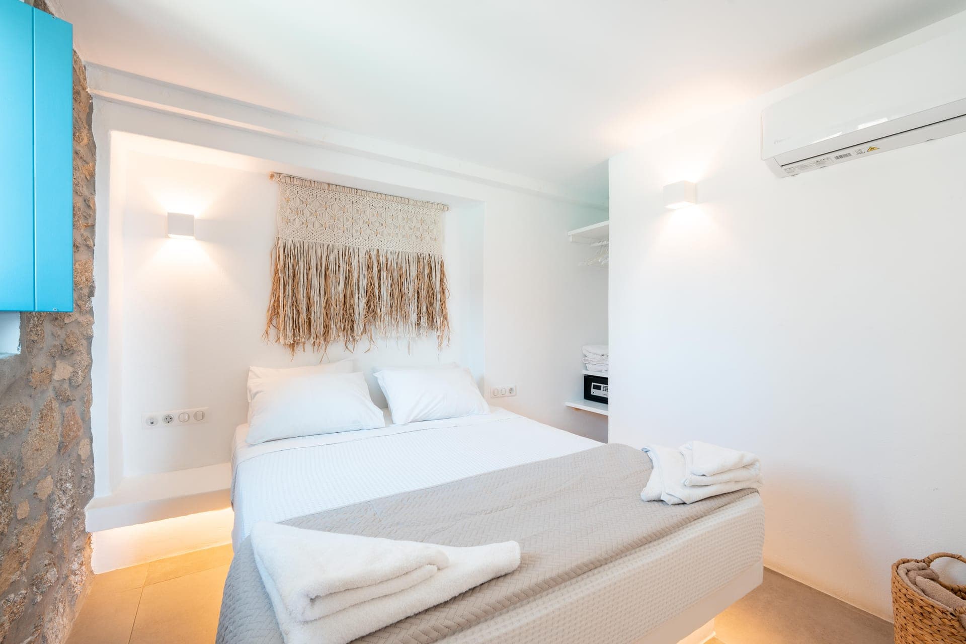 Anemela Suite with Loft