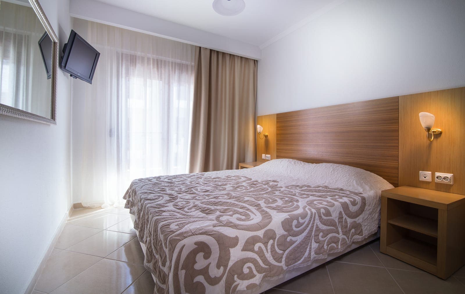 One Bedroom Apartment with Balcony