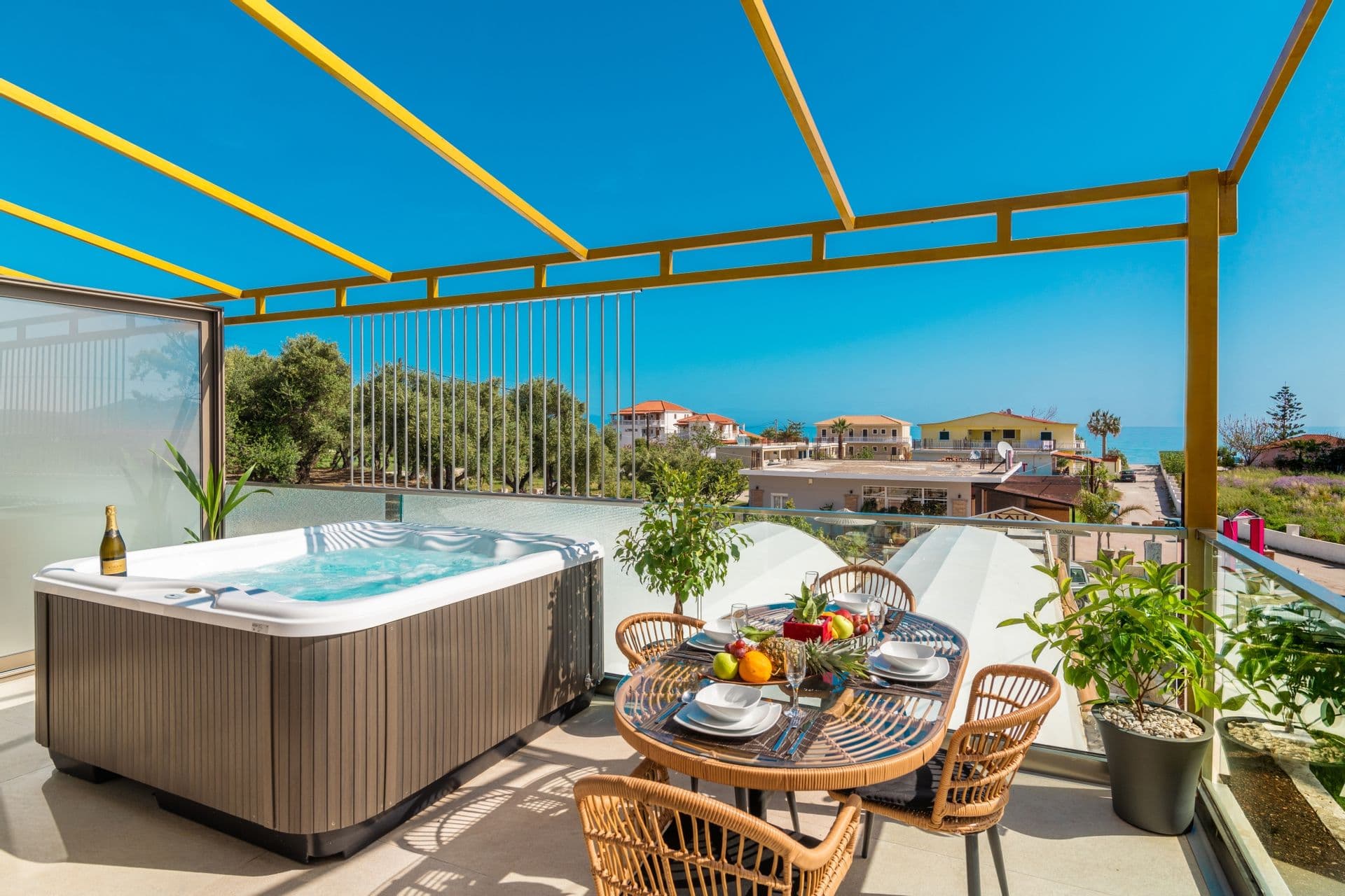 Two Bedroom Luxury Suite - 4 Guests