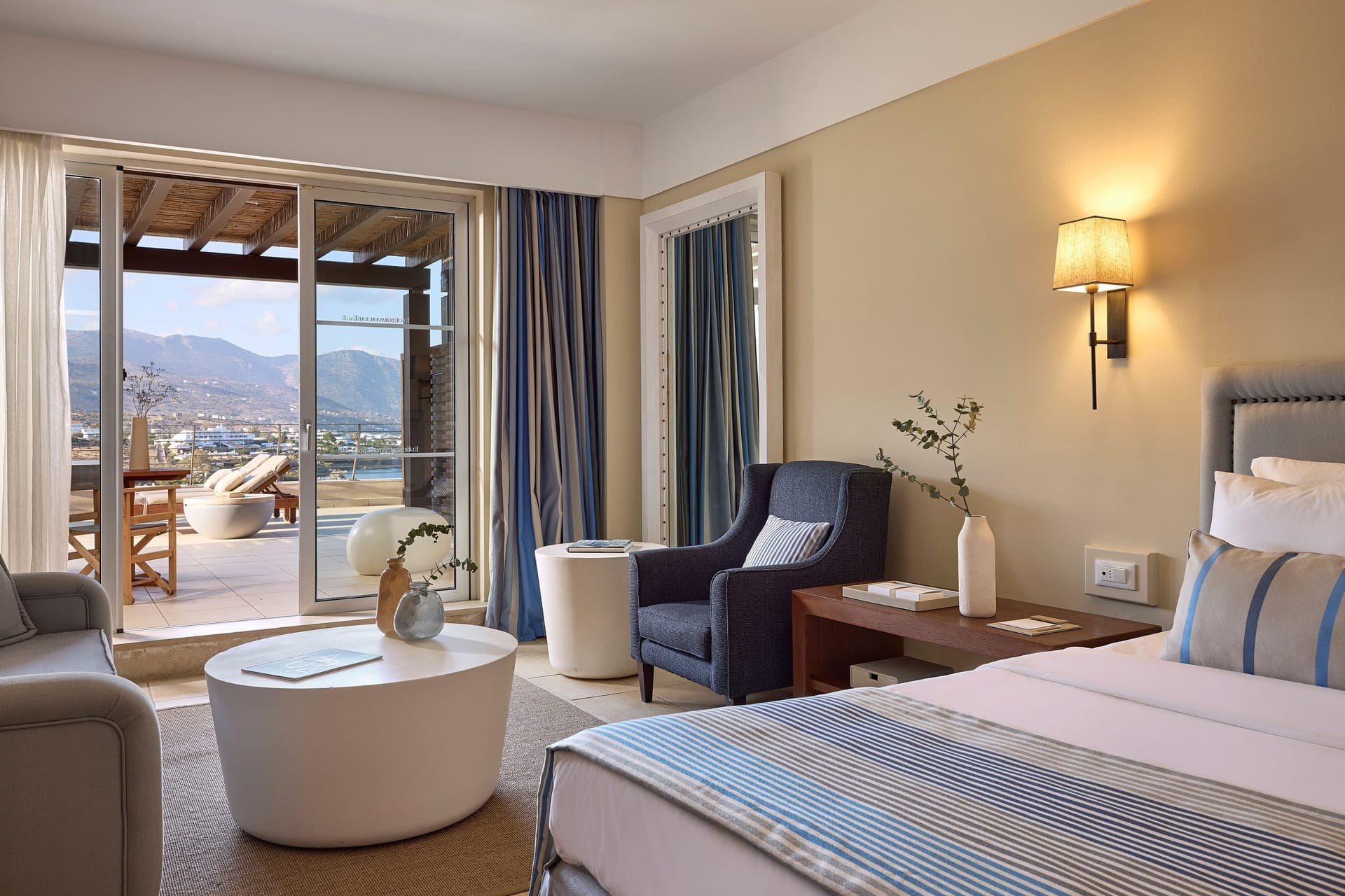 Mythica Junior Suite - Sea View