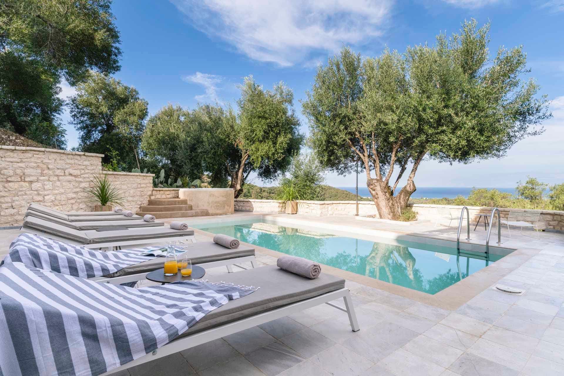 Albatross Villa
