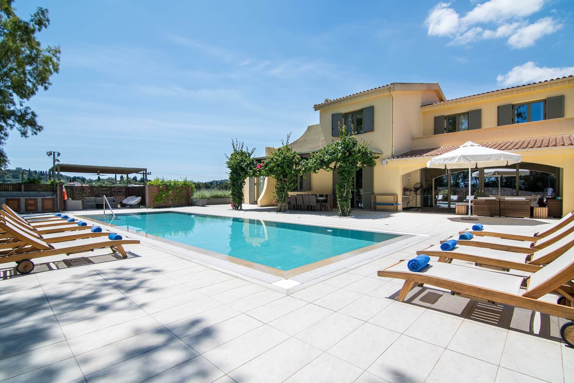Riley Villa