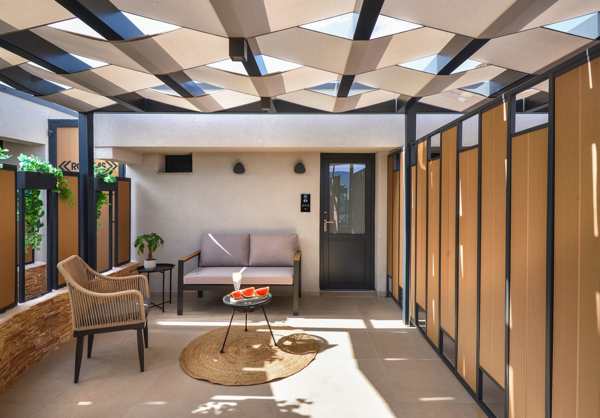 One-Bedroom Apartment with Terrace