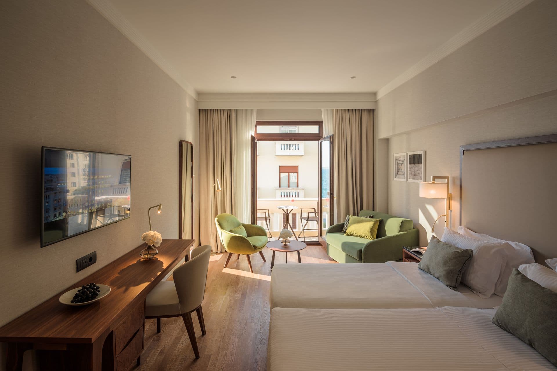 Premium Side Sea View Triple Room