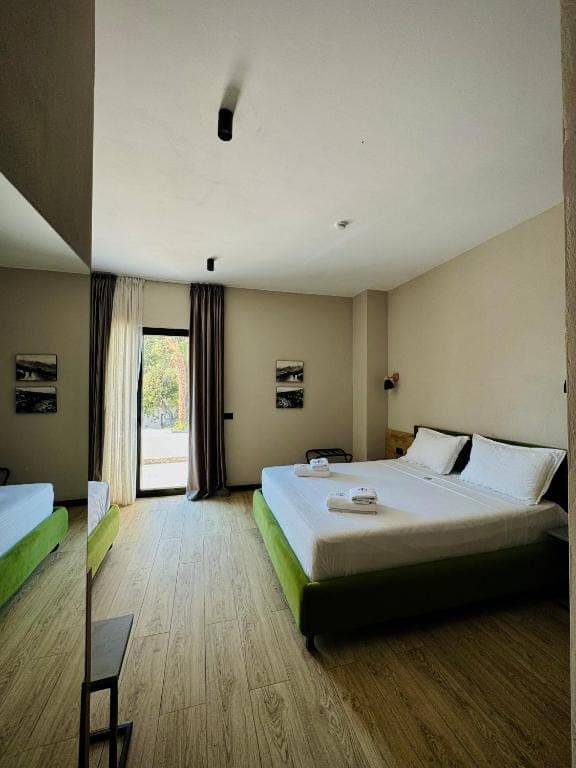 Deluxe Triple Room with Sea View