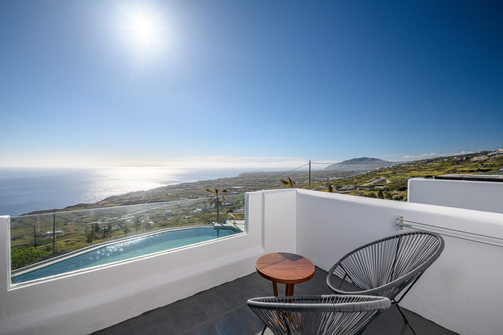 Honeymoon Suite with Outdoor Hot Tub & Sea View