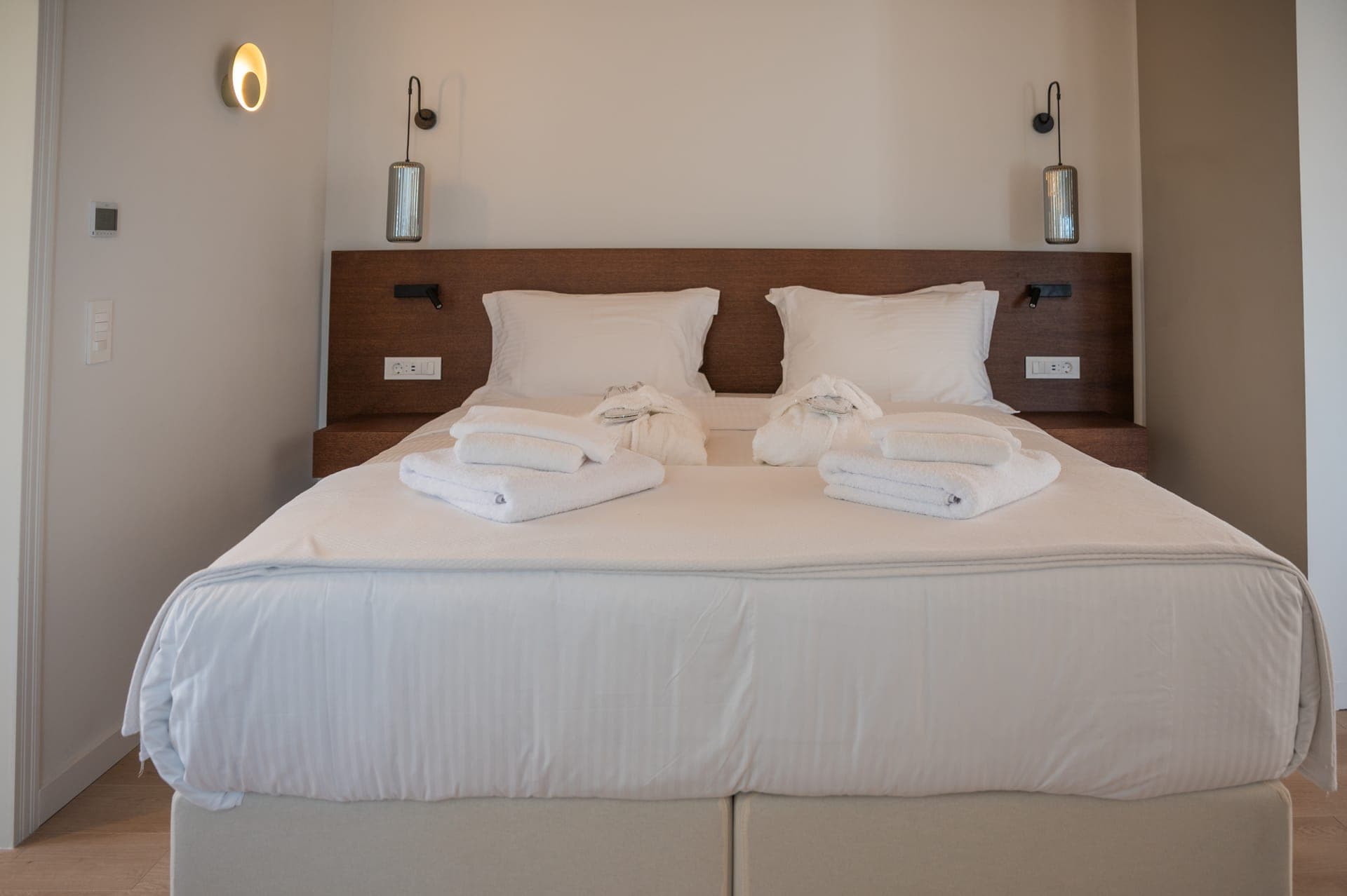 A1- SUITE 4