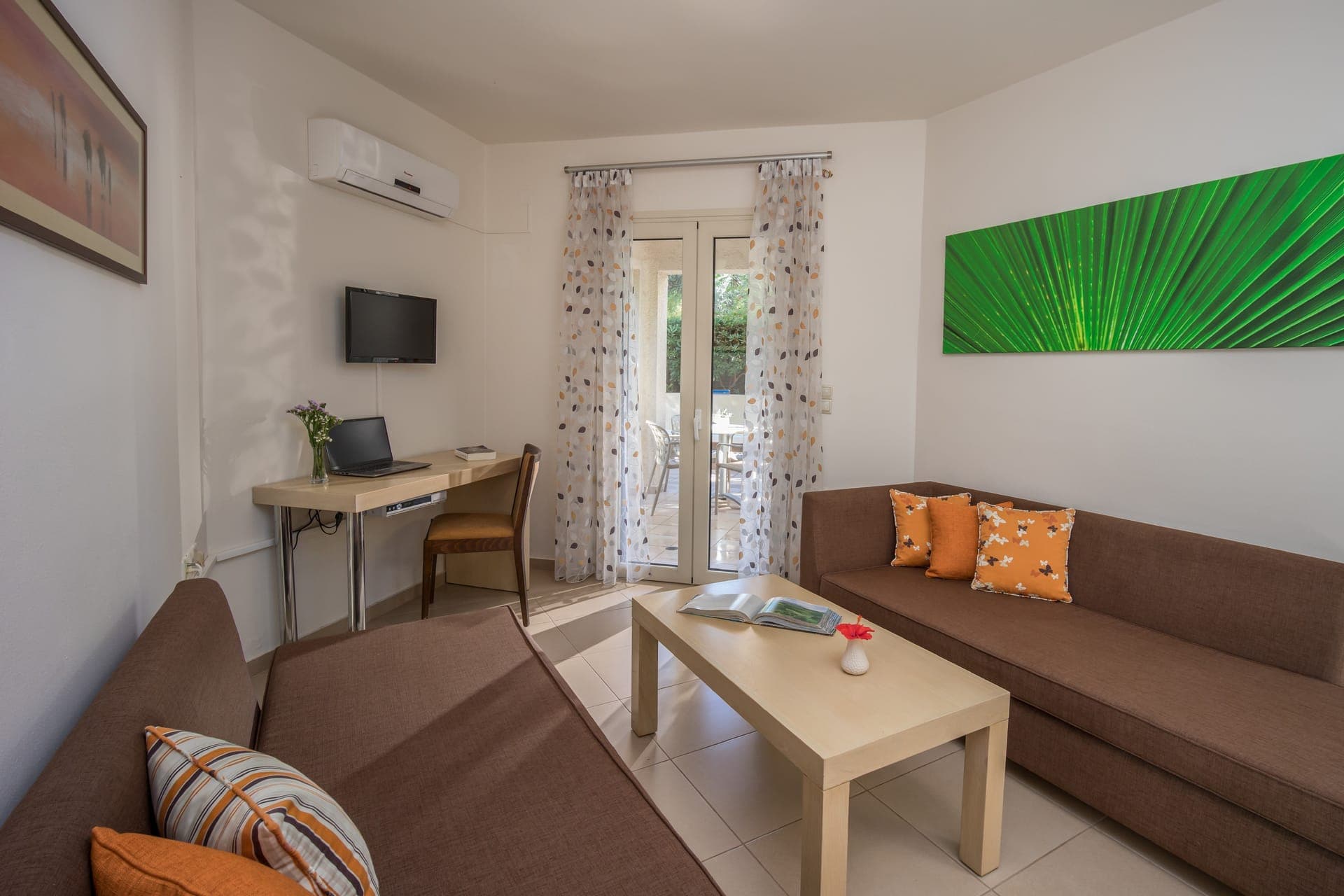 Standard Quad Apartment
