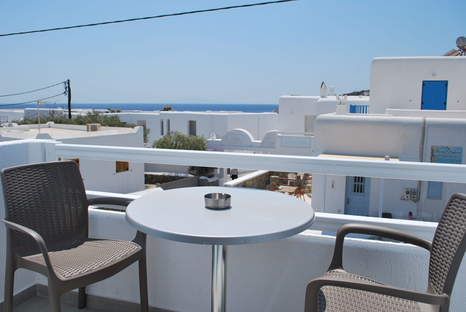 Superior Room with Partial Sea View