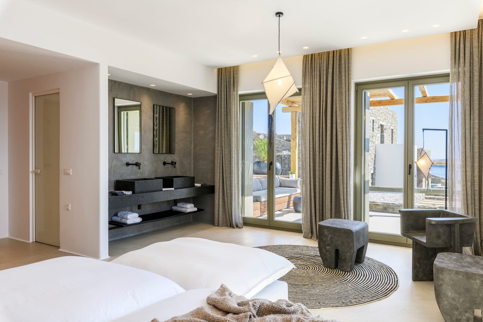 Exclusive Suite with Jacuzzi