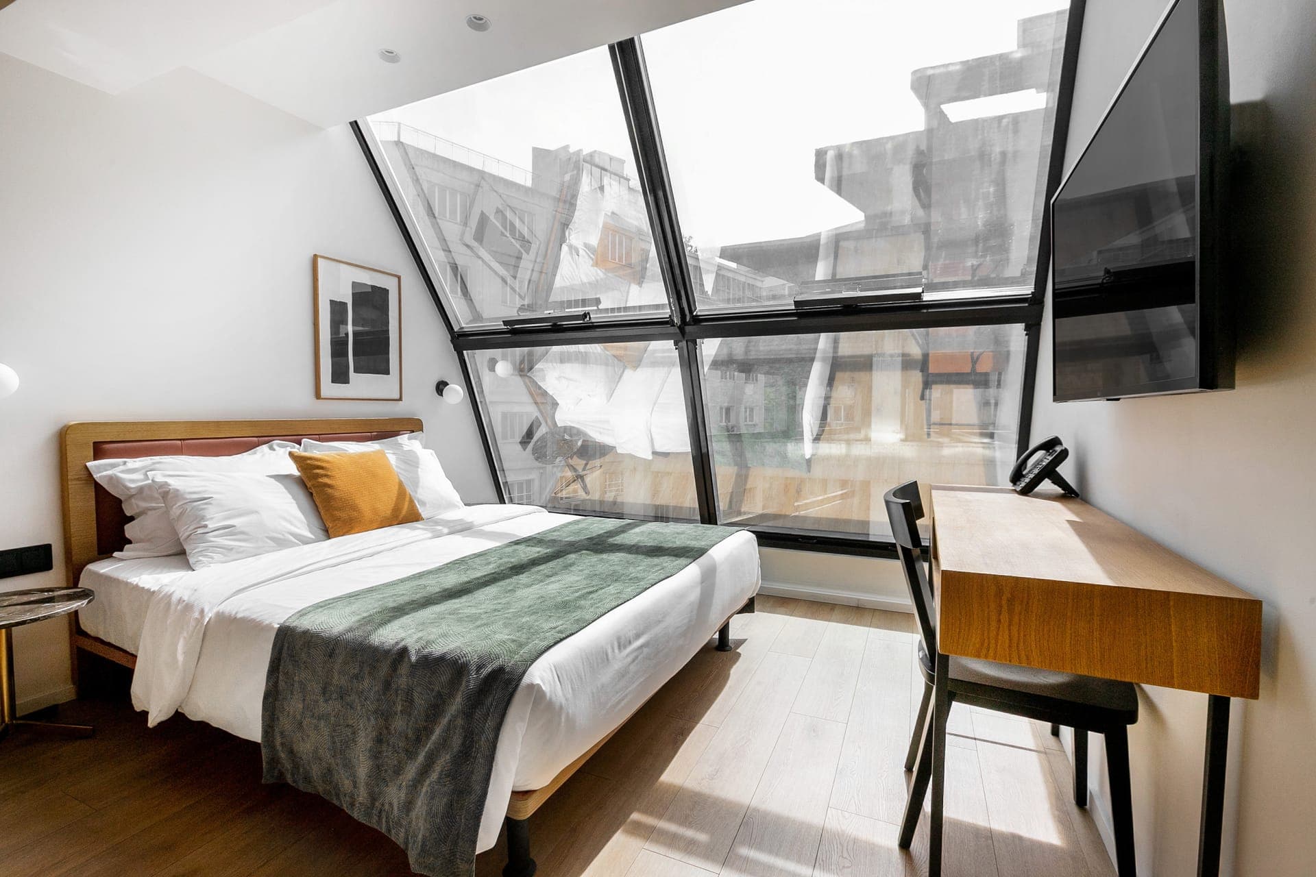 LOFT