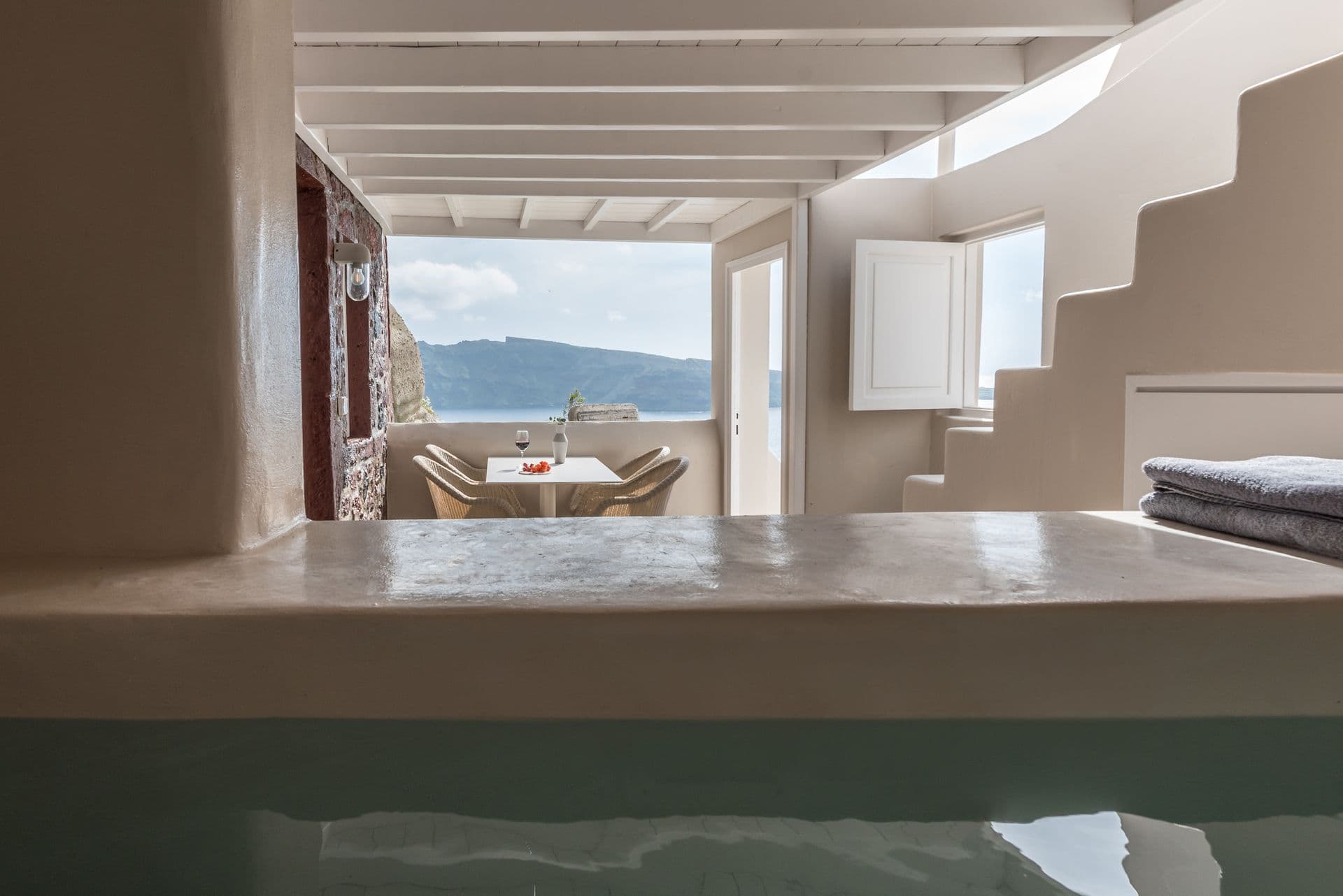 Olympic Pool Villa with Outdoor Cave Plunge Pool| Sea-Caldera-Bay & Direct Sunset Views