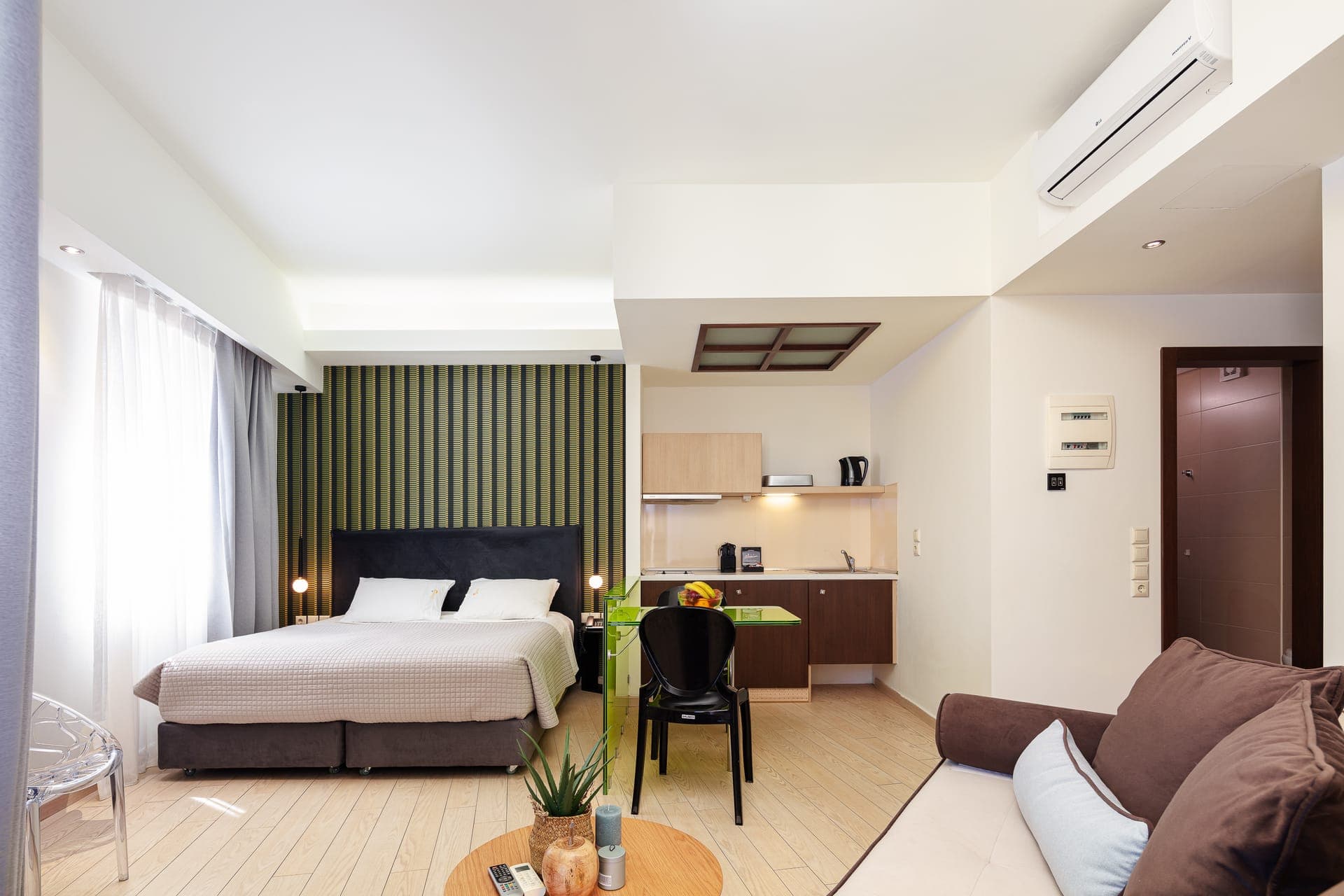 Studio Apartment Side Sea View