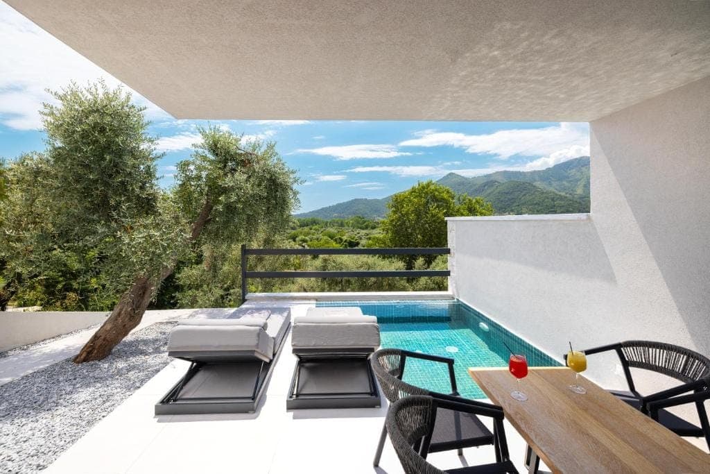 Presidential Suite Private Pool